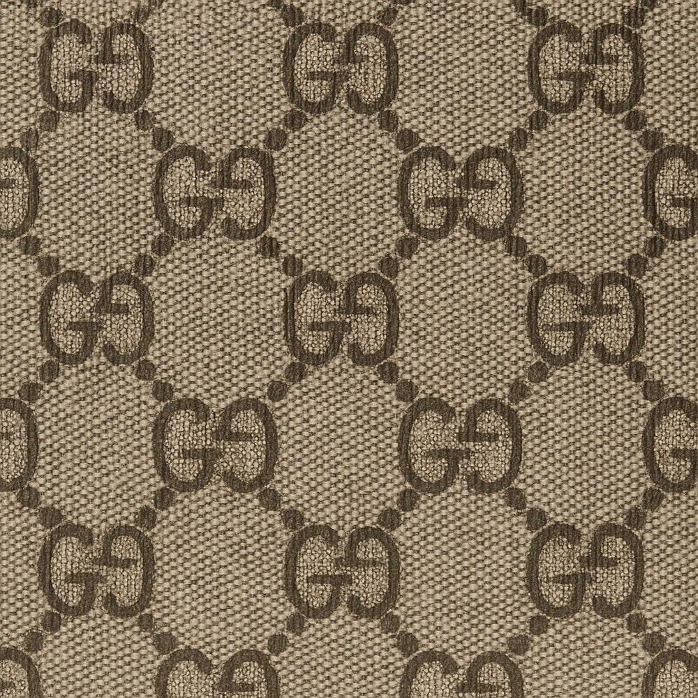 Gucci GG Supreme Clutch Bag