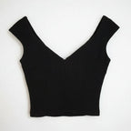 Maggy London Black V-Neck Sleeveless Sheath Dress