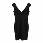 Maggy London Black V-Neck Sleeveless Sheath Dress